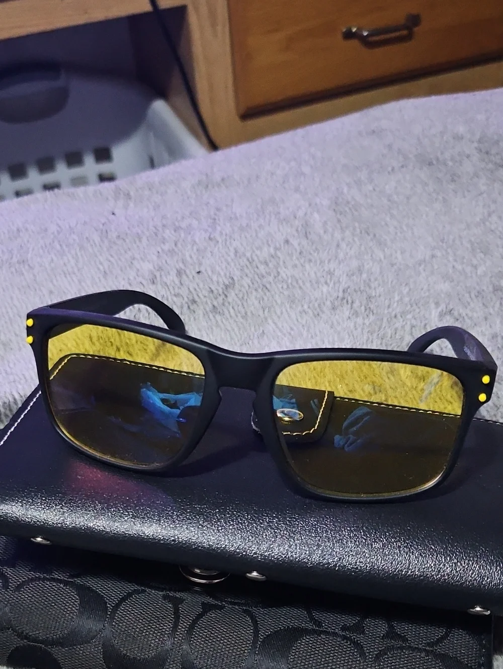 Optics 55 Polarized Mens Designer Sunglasses New!